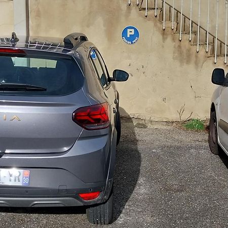 Maison Quai De La Fontaine Plus Parking نيم المظهر الخارجي الصورة